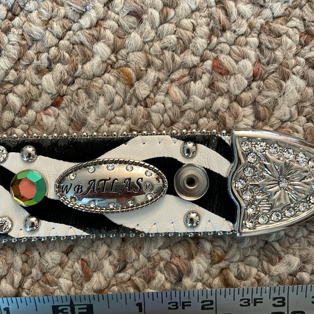Western Rhinestone Belt - Picture 6 of 6